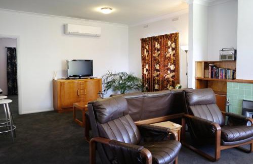 Aldgate Casa | Hoopers Cottage