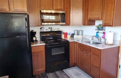 Garfield Cabina | Hoot Owl Cabins -Incredible Lakefront Cabin PLUS a 2nd Tiny Home