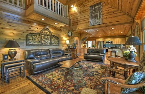 Morganton Cabina | Hoot Owl | Book 2 nights, stay 3 nights!