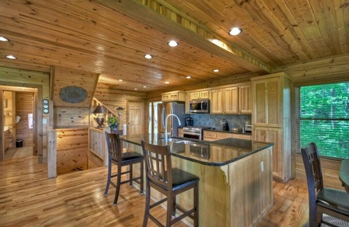 Morganton Cabina | Hoot Owl | Book 2 nights, stay 3 nights!