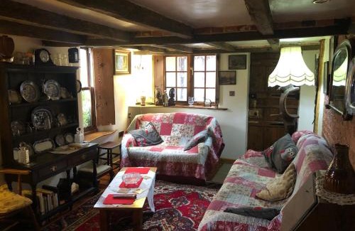 Holworth Casa | Hoots End