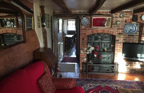 Holworth Casa | Hoots End
