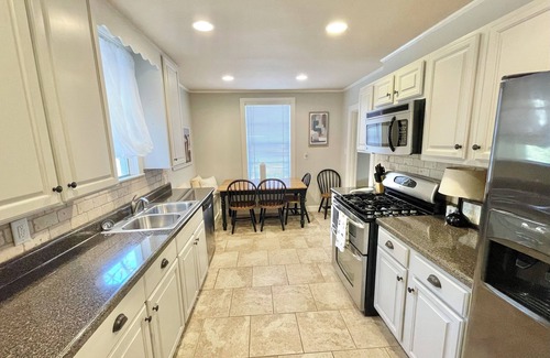 Bessemer Casa | Hoover~Tuscaloosa~UAB~Right off 459~CharMing~SaFe~FaMily-Pet Friendly HoMe!