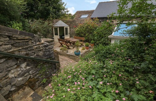 Castleton Cabaña | HOPE COTTAGE, pet friendly in Castleton, Peak District