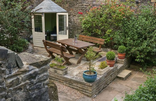 Castleton Cabaña | HOPE COTTAGE, pet friendly in Castleton, Peak District
