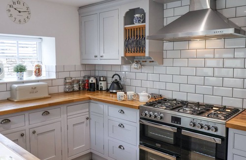 Beer Cabaña | HOPE COTTAGE, pet friendly, luxury holiday cottage in Beer