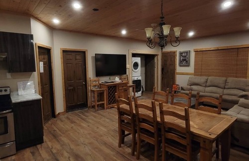 Hope Casa | Hopes Hidden Gateway, Full Property!