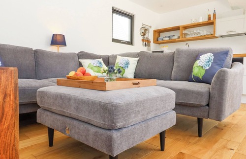 Dover Cabaña | HOPKINS AT THE HOMESTEAD, pet friendly, with a garden in Dover