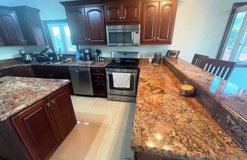 Río Sittee Casa | Hopkins Beach Retreat - Balcony House, RIGHT ON THE BEACH! - OVERLOOKING POOL!