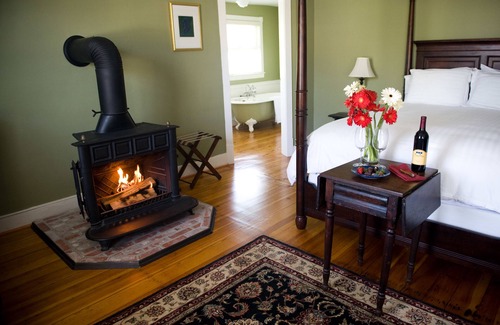 Sperryville Cama Y Desayuno | Hopkins Ordinary Bed Breakfast and Ale Works