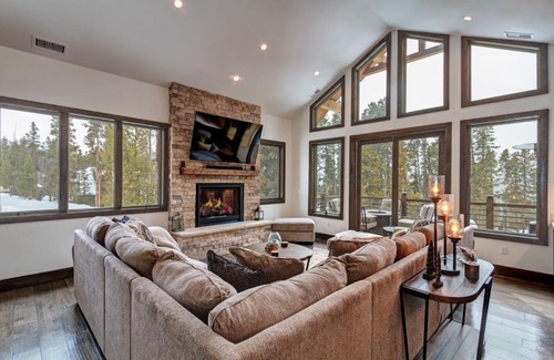 Baldy Mountain Casa | Hoppre Haus