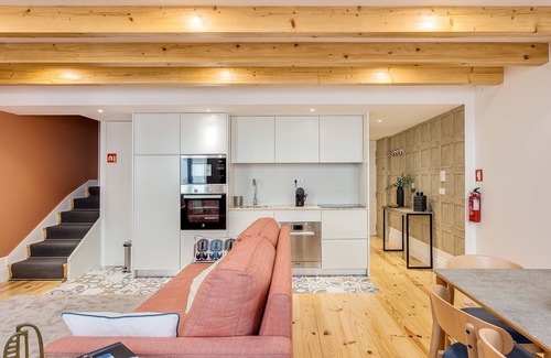 Paranhos Apartamento | Hopstays - Oporto Tiles 2