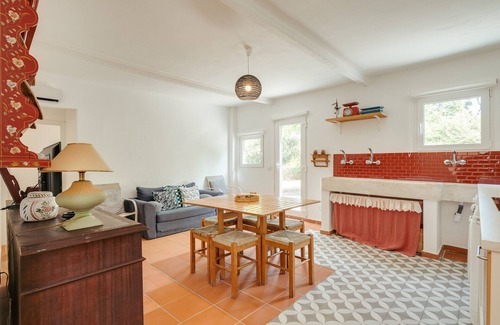 Setubal Villa | Hopstays - Quinta de Zanão House