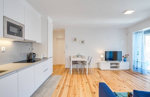 Trafaria Apartamento | Hopstays - Trafaria Rio Pearl 47