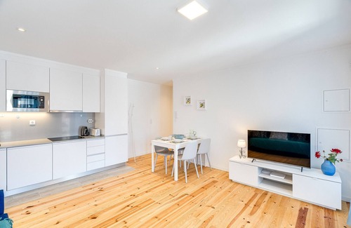 Trafaria Apartamento | Hopstays - Trafaria Rio Pearl 47