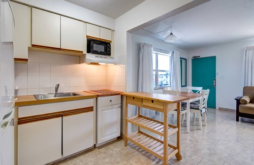 East Fort Lauderdale Hotel | Horizon By The Sea Inn