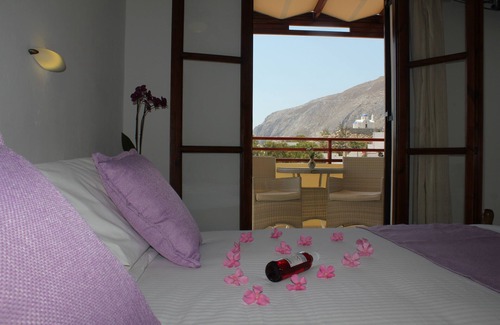 Kamari Hotel | Horizon Resort