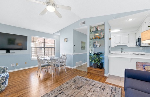 West Panama City Beach Condominio | Horizon South Resort by Panhandle Getaways