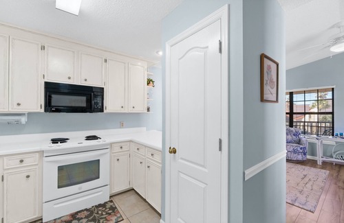 West Panama City Beach Condominio | Horizon South Resort by Panhandle Getaways