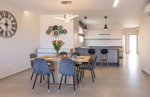 Bugibba Apartamento | Horizon Suites by the Sea