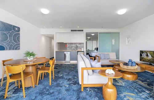 Cairns Central Business District Apartamento | Horizons at Harbour Lights Tropical Poolside Flair