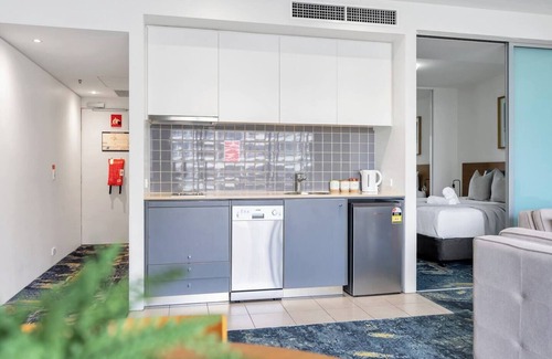 Cairns Central Business District Apartamento | Horizons at Harbour Lights Tropical Poolside Flair