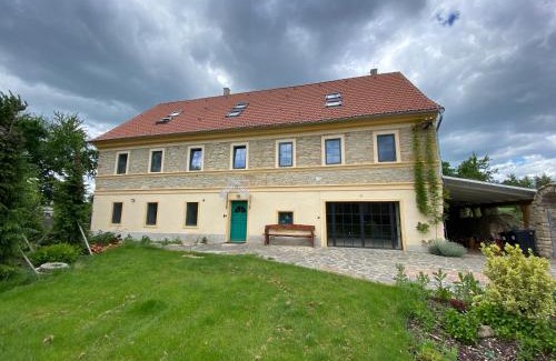 Ustek Casa | Horní Strakův mlýn