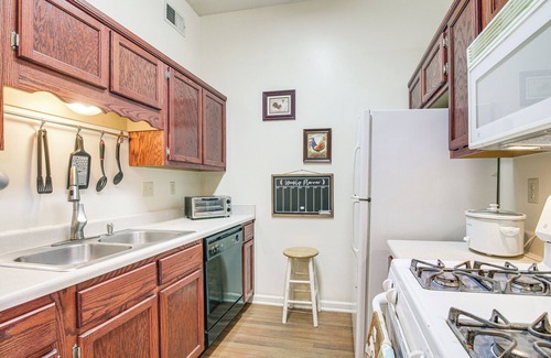 Horn Lake Casa | Horn Lake Townhome: 14 Mi to Downtown Memphis!