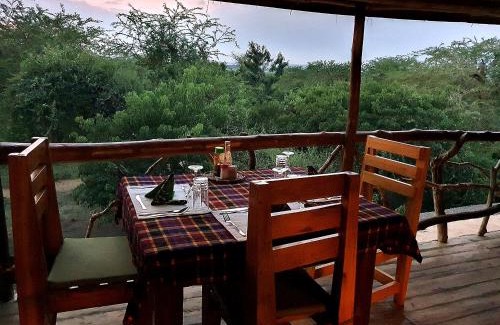 Pakwach Cabina | Hornbill Bush Lodge
