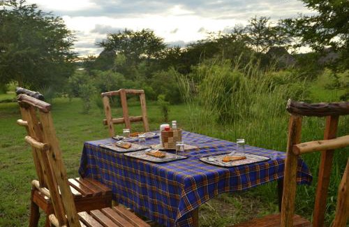 Pakwach Cabina | Hornbill Bush Lodge