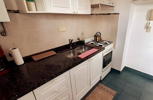 Centro Casa | Hornera San Juan - Luminoso Apartamento con Balcón