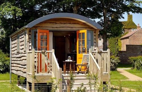 Ryther Casa | Hornington Manor Luxury Shepherd Huts