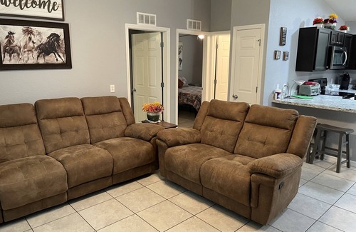 Fellowship Casa | Horse country retreat