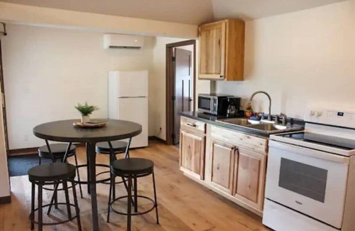 Rapid City Cabina | Horse Creek Resort - Cabin 1