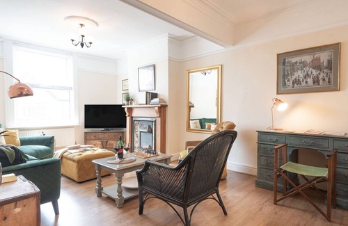 Rushton Spencer Cabaña | HORSE SHOE COTTAGE, pet friendly, character holiday cottage in Leek