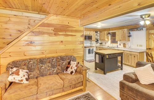 Jamestown Casa | Horses Welcome! Jamestown Home w/Fenced Pasture