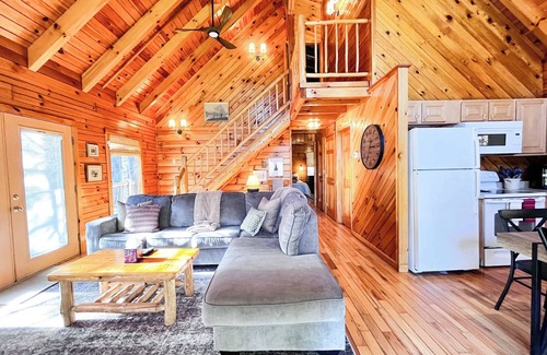 Slade Cabina | Horseshoe Falls-RRG-Hot tub!