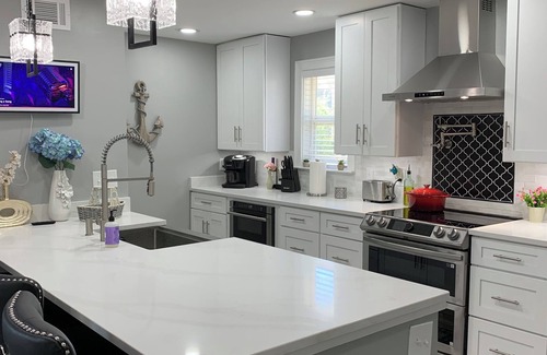 Horseshoe Lake Casa | Horseshoe Lake - Newly Renovated Modern Lakehouse