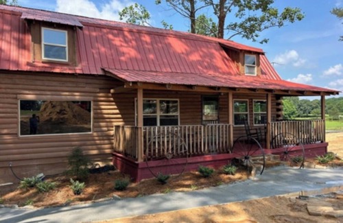 Albertville Cabina | Horseshoe Lodge Rustic Log Cabin Home Completely Restored With Pool