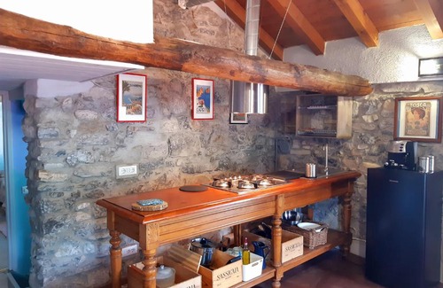 Lezzeno Apartamento | Hortà - Charming Attic with Rooftop Lake View