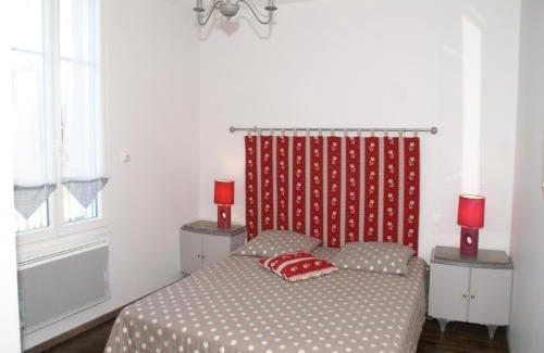 Gondrecourt-le-Chateau Casa | Horville Garden Retreat