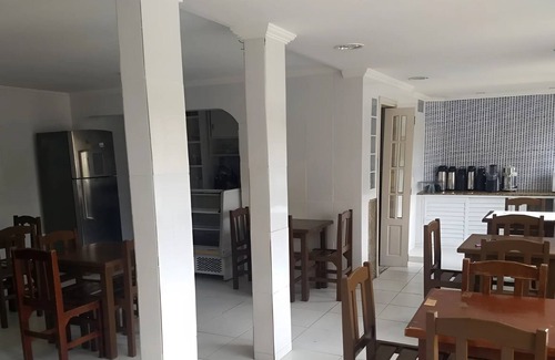 Jardim Olinda Apartamento | Hospedagem Central - Suíte 103 - Cabo Frio - Aluguel Econômico