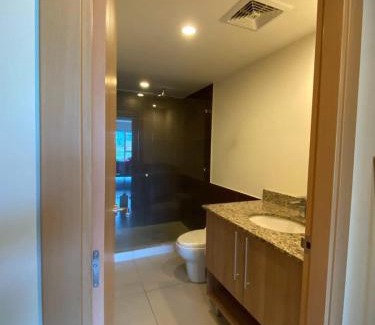 Heredia Apartamento | Hospedaje cómodo con oficina