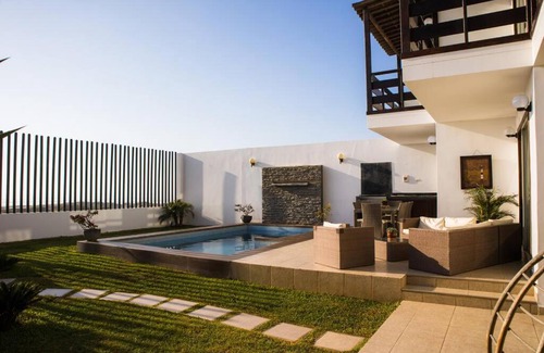 Pimentel Casa | Hospedaje Casa de Playa frente al Mar