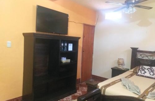 Panajachel Hotel | Hospedaje El Viajero
