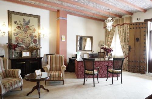 El Rocio Casa | Hospedarte Palacete Real
