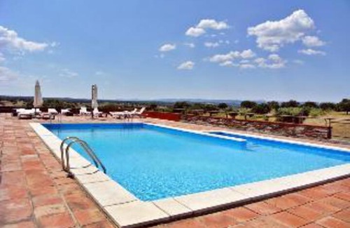Torrejón El Rubio Hotel | Hospederia Parque De Monfrague