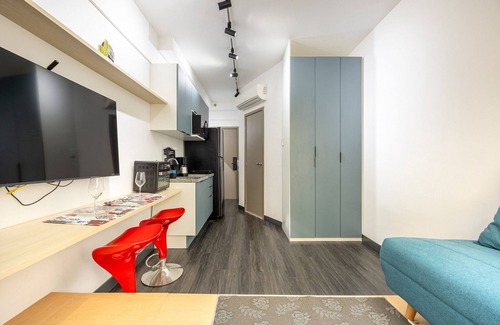 Santa Paula Casa | Hospedez - Beautiful Studio - w/1 parking space ap 814