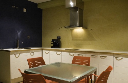 Casas-Ibañez Hotel | Hospedium Apartamentos Cañitas Maite Familiar