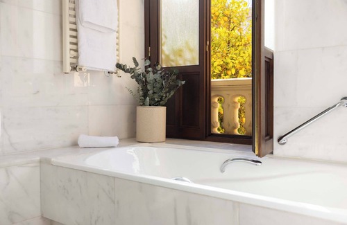 Centro de Granada Hotel | Hospes Palacio de los Patos, a Member of Design Hotels